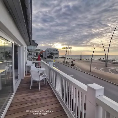 Apartmán Urban Beletage 2 Bis 6 Personen Mit Panorama Meerblick Wlan Gegenueber Vom Häven