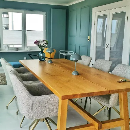 Urban Beletage 2 Bis 6 Personen Mit Panorama Meerblick Wlan Gegenueber Vom Apartmán *